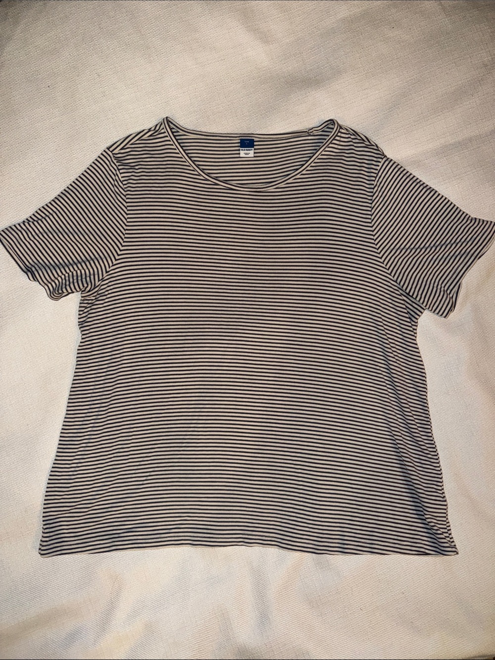 Old Navy Grey and Off-White Striped Short Sleeve Tee